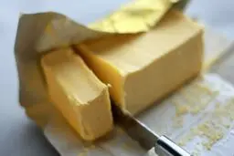 یه رفیقم نداریم بهمون سهمیه کره بده!