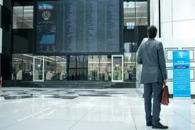 ورود بانک‌ها به بورس چه منفعتی دارد؟