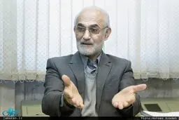 انتقاد معین از بازگشایی مدارس: حضور رئیس جمهور در مدرسه بسیار امکان پذیرتر از ۱۴/۵میلیون دانش آموز بو