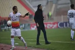 ردپای جواد نکونام در تاخیر اعلام سرمربی تراکتور!