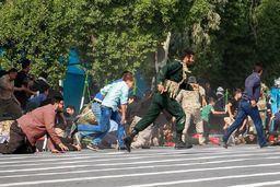 حکم بدوی پرونده حادثه تروریستی رژه خونین اهواز صادر شد/ بازداشت تعدادی از مقصران حادثه