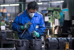 کاهش شکایت های کارگری درباره حقوق معوقه