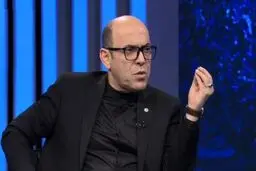 سعادتمند: استراماچونی هر روز نرخ قرارداد را افزایش می‌داد/ استعفا نمی دهم/ قایدی فروشی نیست/ بازیکن با خودش قلیان به قطر آورده است!