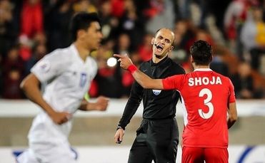 داور اردنی باز هم بازی پرسپولیس &#8211; پاختاکور را سوت می‌زند