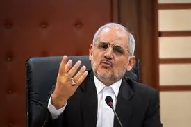 وزیر آموزش و پرورش درباره مدرسه تلویزیونی صحبت می کند