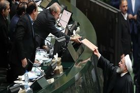 دولت به ازای هر ایرانی در سال آینده چقدر هزینه می‌کند؟