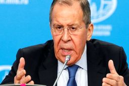 لاوروف: تحریم تسلیحاتی ایران ۲۷ مهر لغو می شود