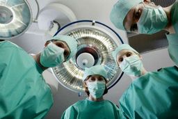 نجات یک بیمار از خطر انفجار معده/ صحنه عجیبی که پزشکان با آن مواجه شدند! + عکس