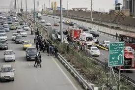 برخورد با توقف در حاشیه بزرگراه‌ها