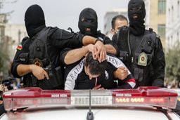 در ماجرای اوباش گردانی اخیر، رئیس قوه قضائیه دستور داده با متخلفین اعم از بازپرس و یا مامورین برخورد شود