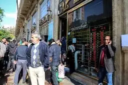فروش کدملی برای دریافت دلار اوج گرفت! / سود ۴ میلیونی با نوسانات دلار در یک روز!