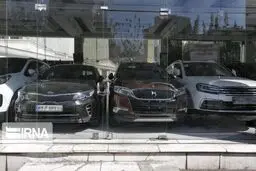 تفاوت ۱۰۰ هزار میلیارد تومانی نرخ خودرو در جیب دلالان