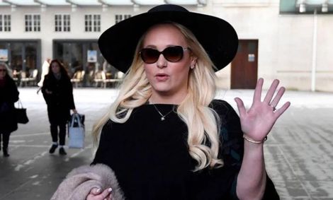 زن تاجر آمریکایی مدعی رابطه با نخست وزیر انگلیس شد