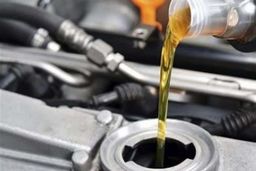 افزایش ۵۰ درصدی قیمت روغن موتور/بازار فروش روغن های تقلبی داغ شد