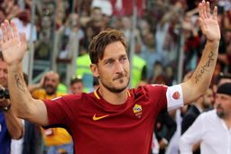 فرانچسکو توتی به ویروس کرونا مبتلا شد