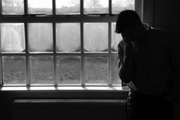 ماجرای جوان دو قطبی که قصد کشتن پدر و مادرش را داشت