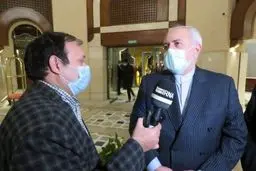 ظریف: منتظر رفتار و اقدامات دولت جدید آمریکا هستیم