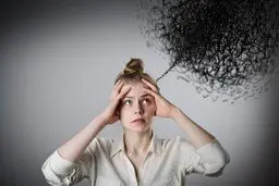 ۱۰ روش برای آرامش ذهن و توقف هجوم افکار