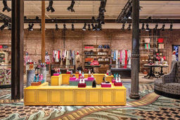 چرا لاکچری‌بازی؟