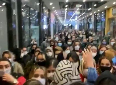 حراج مرگ در &#8220;فروش‌های ویژه&#8221;