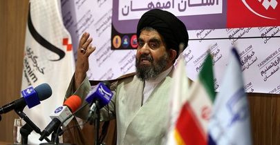 دولت در بودجه ۹۸ بهای دلار را ۵۷۰۰ تومان در نظر گرفته است