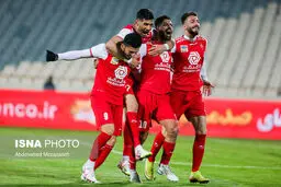 دیدار پرسپولیس و نساجی لغو شد