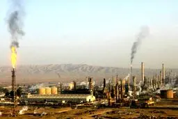 اصابت موشک به پالایشگاه نفت در عراق