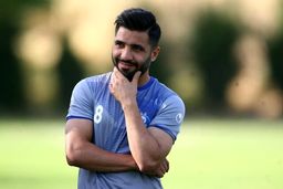 اسماعیلی به مشهد نمی‌رود/ تکلیف بازیکن خاطی استقلال بعد بازی شهرخودرو مشخص می‌شود