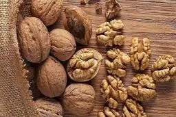 ۹ خاصیت شگفت انگیز گردو برای بدن