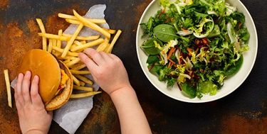 خطرناک‌ترین غذاها برای وعده شام