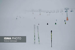 گرفتار شدن حدود ١٠٠ نفر در ایستگاه شماره هفت توچال