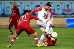 دیدار پرسپولیس و ذوب‌آهن یک روز به تعویق افتاد