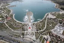 در دریاچه چیتگر تمساح نبود؛ یک‌اردک ماهی بود