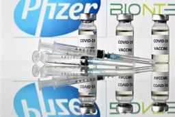 پرستار آمریکایی که از واکسن فاریز استفاده کرده بود به کرونا مبتلا شد