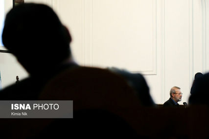 سکوت رازآلود لاریجانی