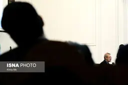 سکوت رازآلود لاریجانی