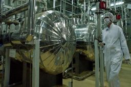 وال‌استریت‌ژورنال: ایران به آژانس قصد خود برای آغاز غنی‌سازی ۲۰ درصد را اعلام کرد