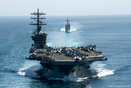 سی‌ان‌ان: ایران و آمریکا آمادگی رزمی خود در خلیج فارس را افزایش داده‌اند