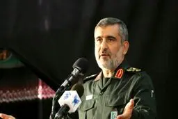 سردار حاجی زاده: غلط می‌کند کسی بخواهد در بحث توان موشکی مذاکره کند / محدودیت برد ۲هزار کیلومتر موشکی ابدی نیست