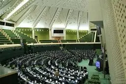 نمایندگان با پیشنهاد ممنوعیت ثبت نام نظامیان در انتخابات مخالفت کردند