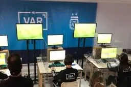 آیا فوتبال ایران از VAR مخفی استفاده می‌کند؟
