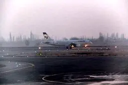 پروازهای فرودگاه مشهد متوقف شد