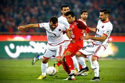 برگزاری بازی پرسپولیس و نساجی بستگی به تصمیم داور مسابقه دارد