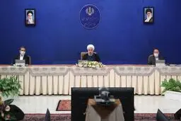 تهران بازهم تعطیل نشد/ دولت راه‌های مؤثر بر کاهش آلودگی هوا را بررسی کرد
