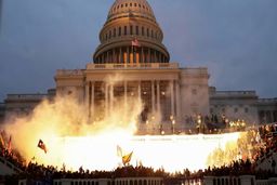 بحران آمریکا| برقراری حکومت نظامی در واشنگتن؛ ۴ نفر کشته شدند