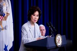 موج استعفای منصوبان ترامپ؛ وزیر حمل و نقل کناره‌گیری کرد