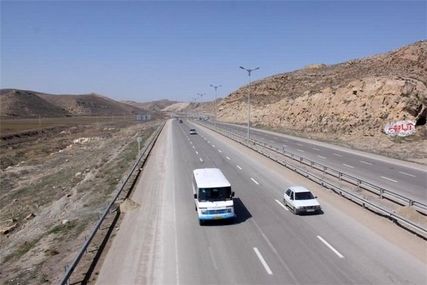جو آرام و ترافیک روان جاده‌ها در روز جمعه / اعلام محورهای مسدود