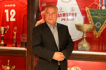 نوه علی پروین رسما پرسپولیسی شد