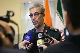 سرلشکر باقری‌: پرواز بی ۵۲ های آمریکایی در منطقه ارزش عملیاتی ندارد/ برای پاسخ به هر تهدیدی آماده هستیم
