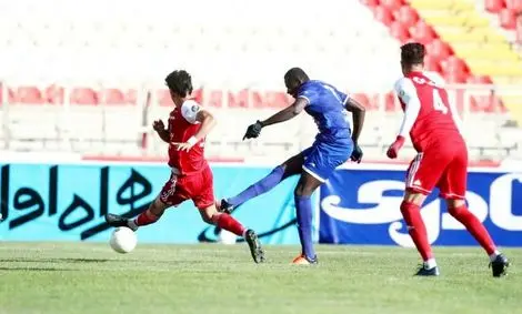 گزارش زنده؛ تراکتور ۱ &#8211; استقلال ۳